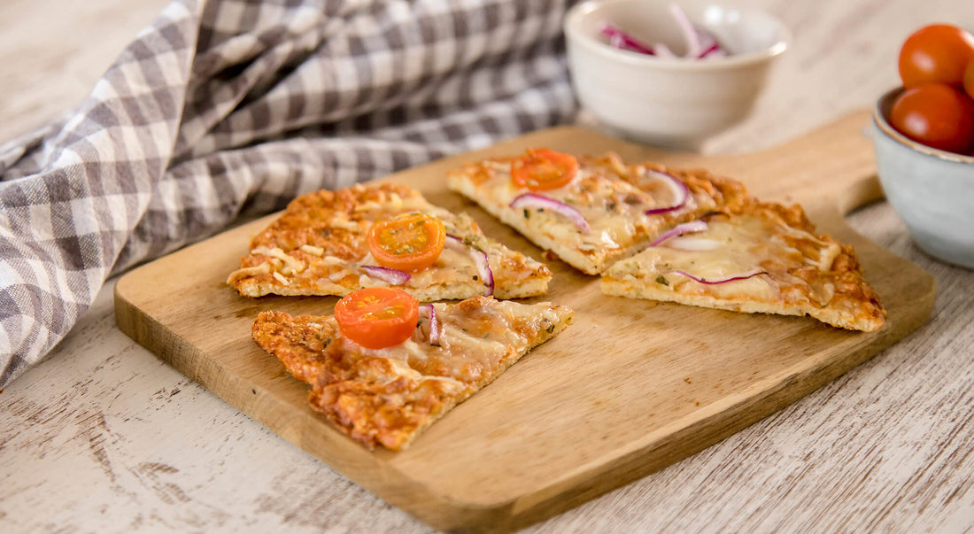 Keto pizza sin gluten con base de pollo